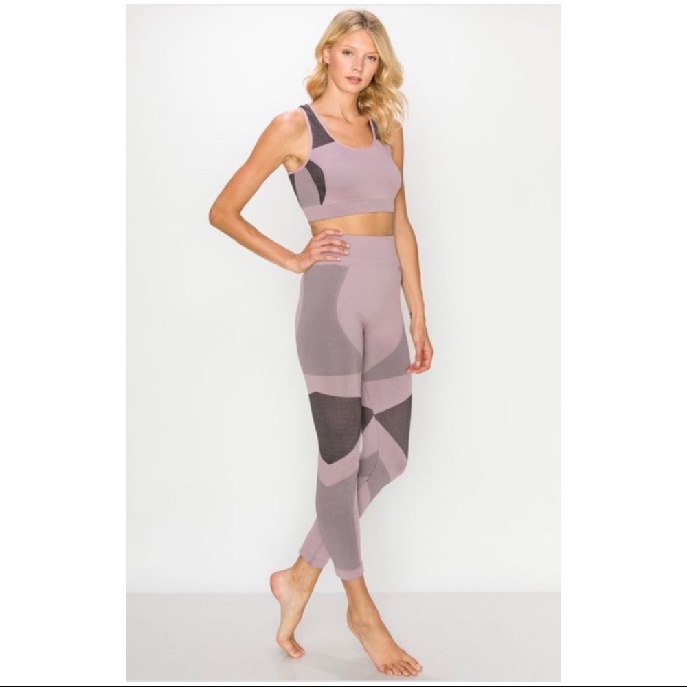 New Seamless Sports Bra workout set 2 pc pink